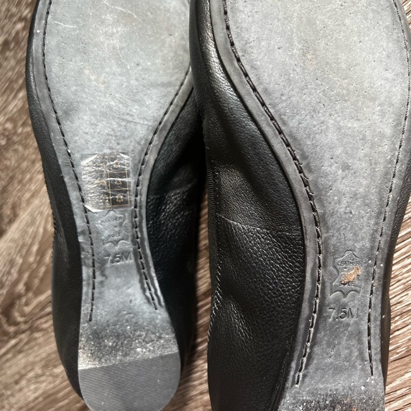 Tory Burch Black Flats - Picture 3 of 3